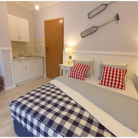 Apartment For 3 People In Mi Dzyzdroje Miedzyzdroje
