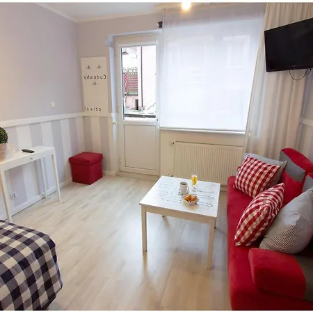 Apartment For 3 People In Mi Dzyzdroje