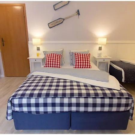 In Mi Dzyzdroje Near Wolin Park * Miedzyzdroje